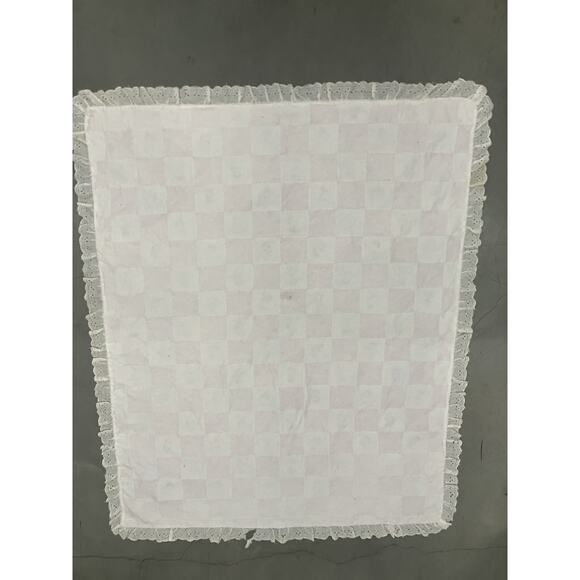 Vintage Hand Made Hand Quilted raggedy Anne Patchwork Baby Quilt Cottagecore See - Picture 6 of 9